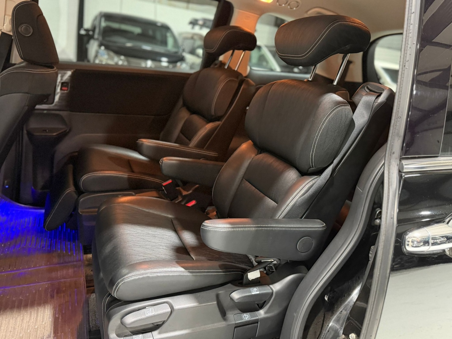 Used Honda Odyssey 2013 for sale - 76974766: Photo 35