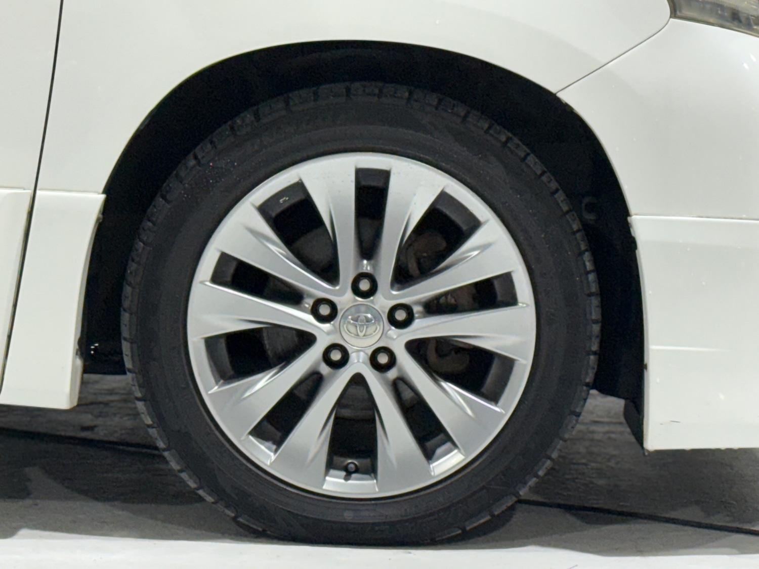 Used Toyota Vellfire 2011 for sale - 77083607: Photo 22