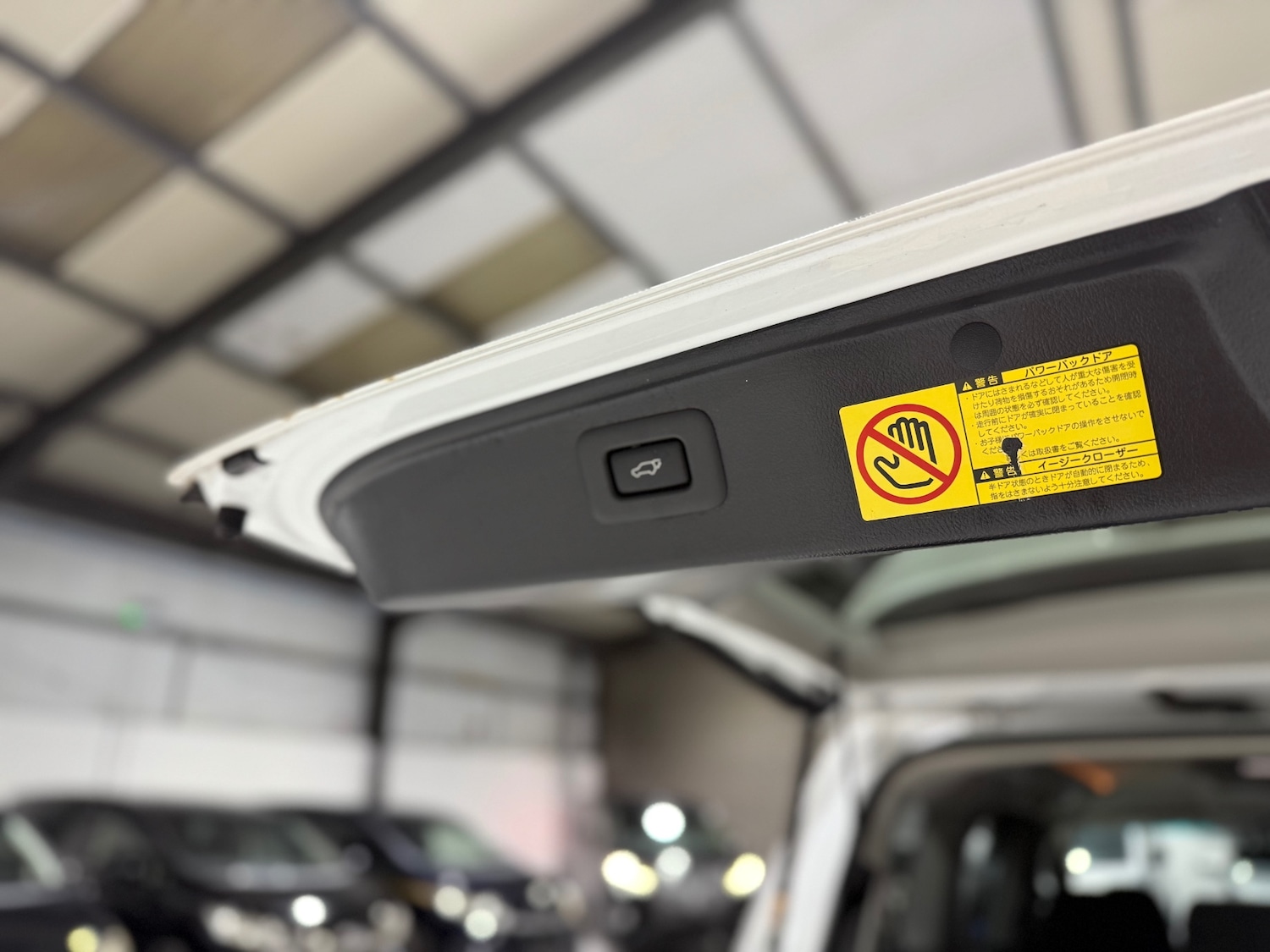 Used Toyota Vellfire 2011 for sale - 77083607: Photo 28