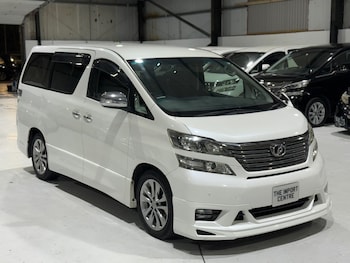 Used Toyota Vellfire 2011 for sale - 77083607: Photo