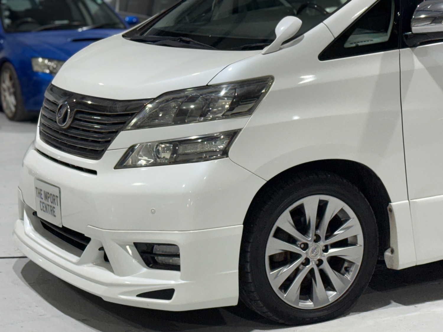 Used Toyota Vellfire 2011 for sale - 77083607: Photo 9