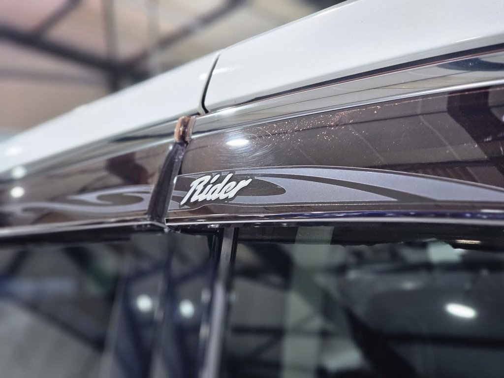 Used Nissan Elgrand 2011 for sale - 78017983: Photo 13