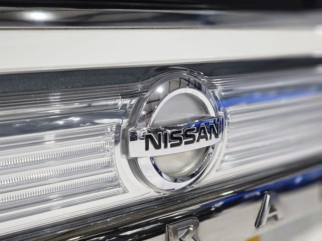 Used Nissan Elgrand 2011 for sale - 78017983: Photo 15