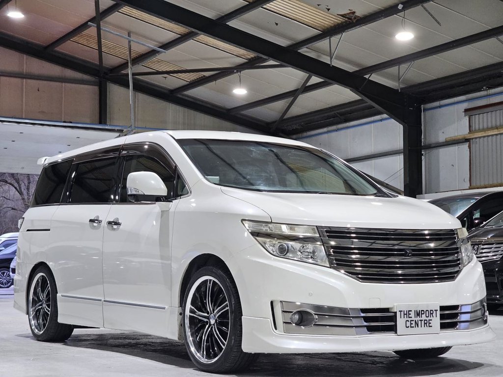 Used Nissan Elgrand 2011 for sale - 78017983: Photo 2