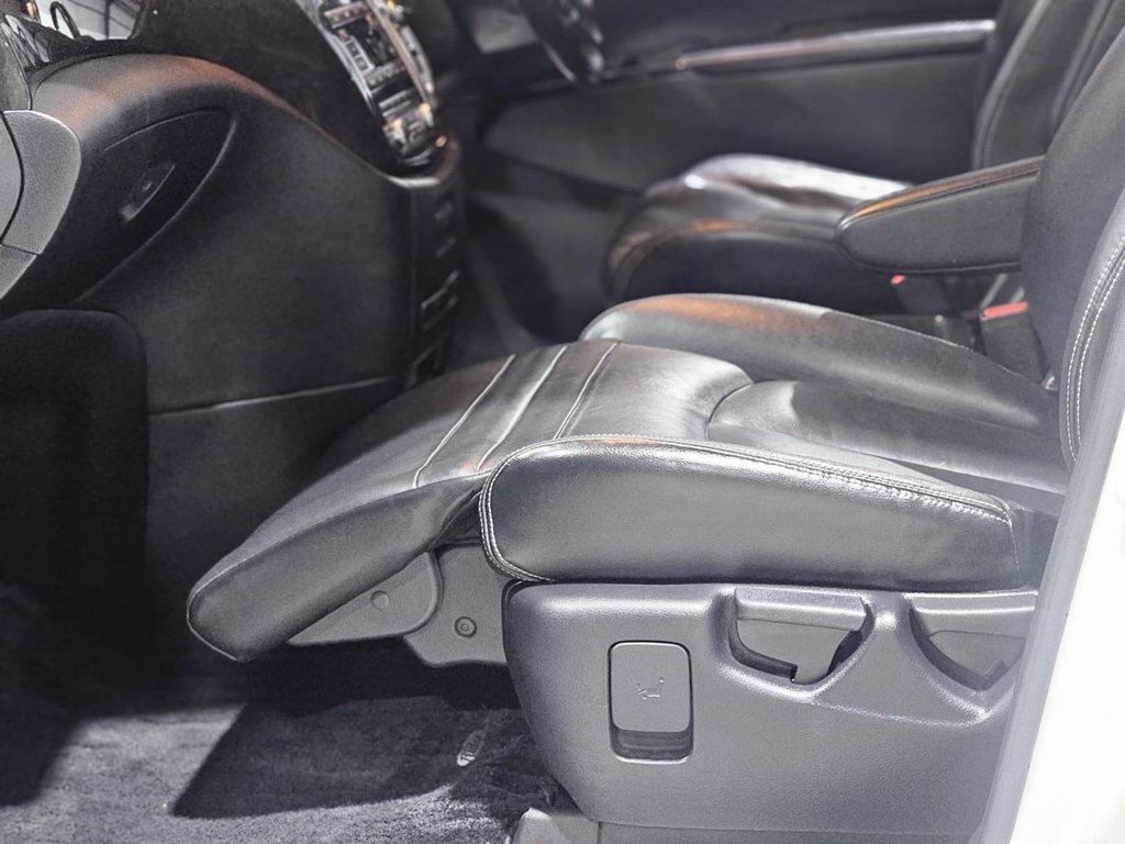 Used Nissan Elgrand 2011 for sale - 78017983: Photo 25