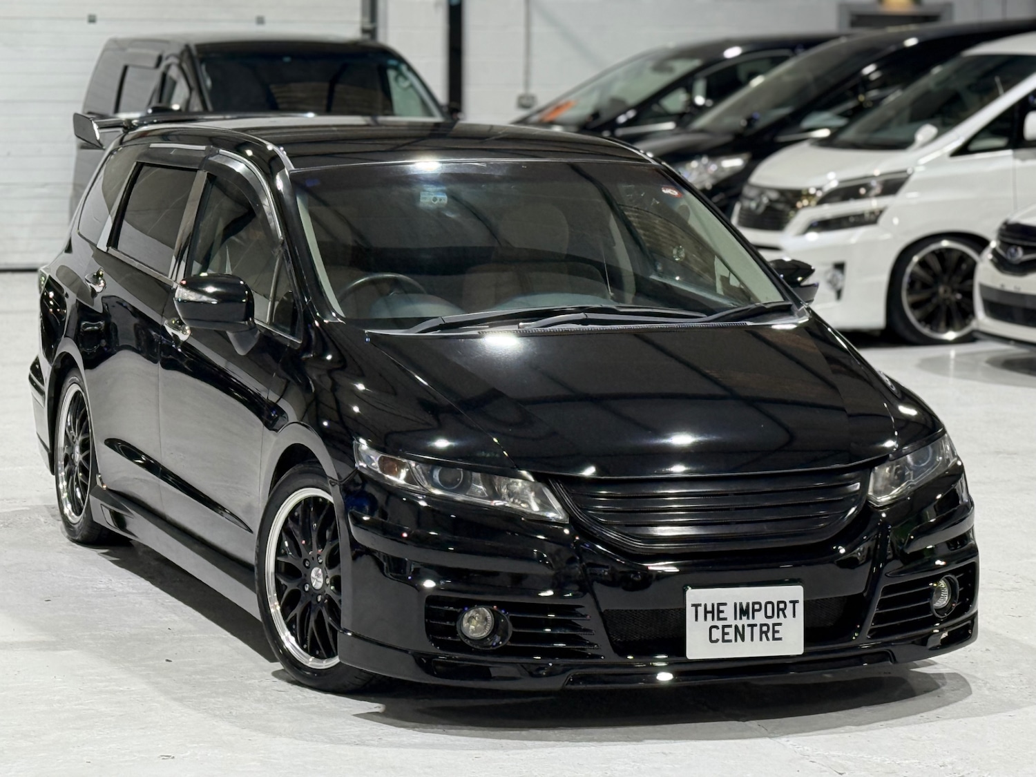 Used Honda Odyssey 2012 for sale - 77277460: Photo 2