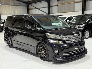 2014 - 2.4Z GOLDEN EYES TYPE II EDITION ADMIRATION KIT PETROL AUTOMATIC 7 SEAT 5-Door