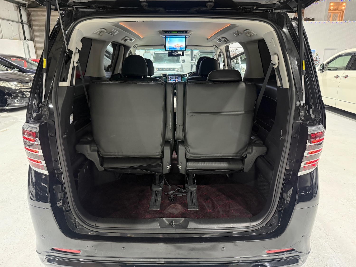 Used Toyota Vellfire 2014 for sale - 77071205: Photo 23