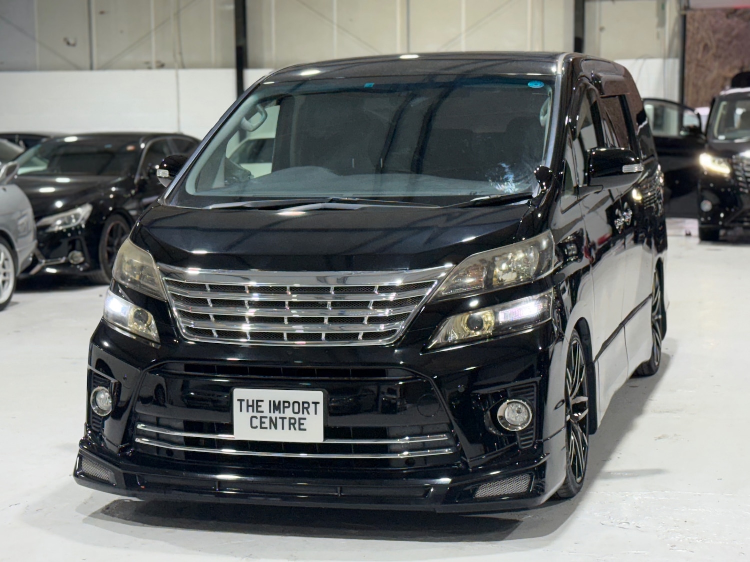 Used Toyota Vellfire 2014 for sale - 77071205: Photo 6
