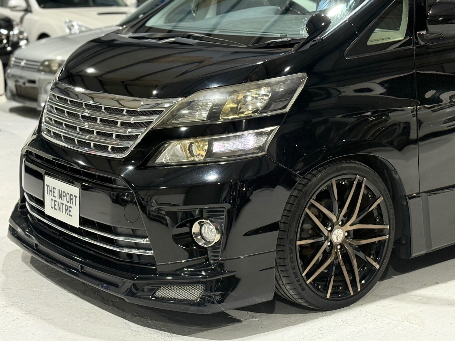 Used Toyota Vellfire 2014 for sale - 77071205: Photo 7