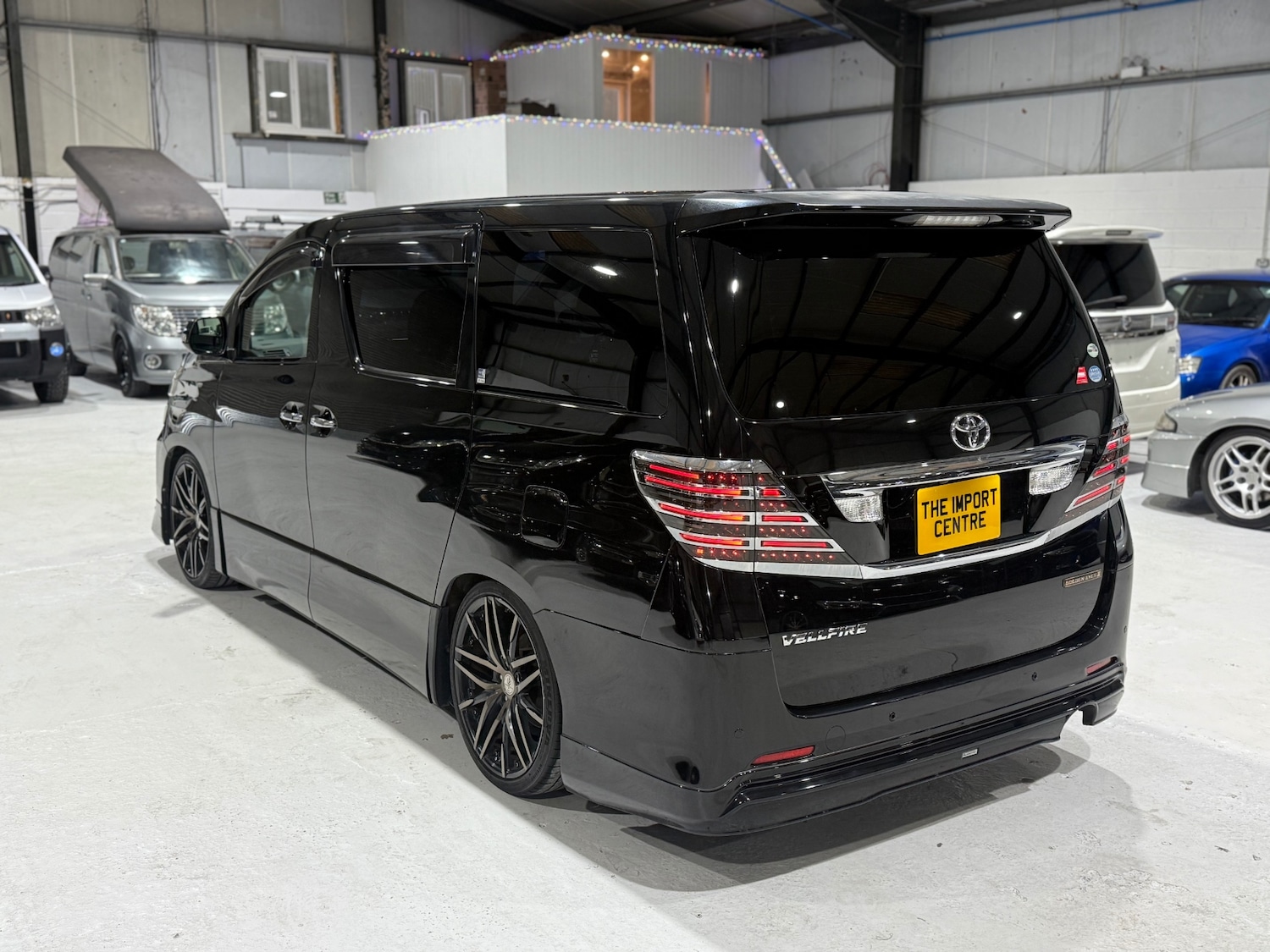 Used Toyota Vellfire 2014 for sale - 77071205: Photo 9