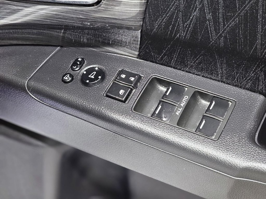 Used Honda Odyssey 2014 for sale - 78030613: Photo 44