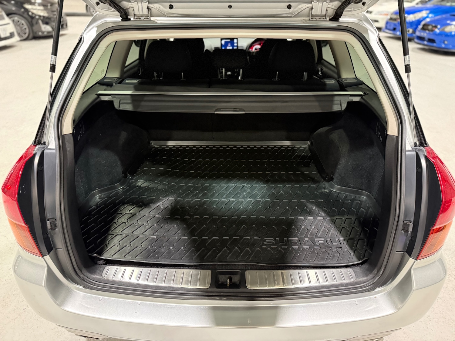 Used Subaru Legacy 2004 for sale - 77329473: Photo 36