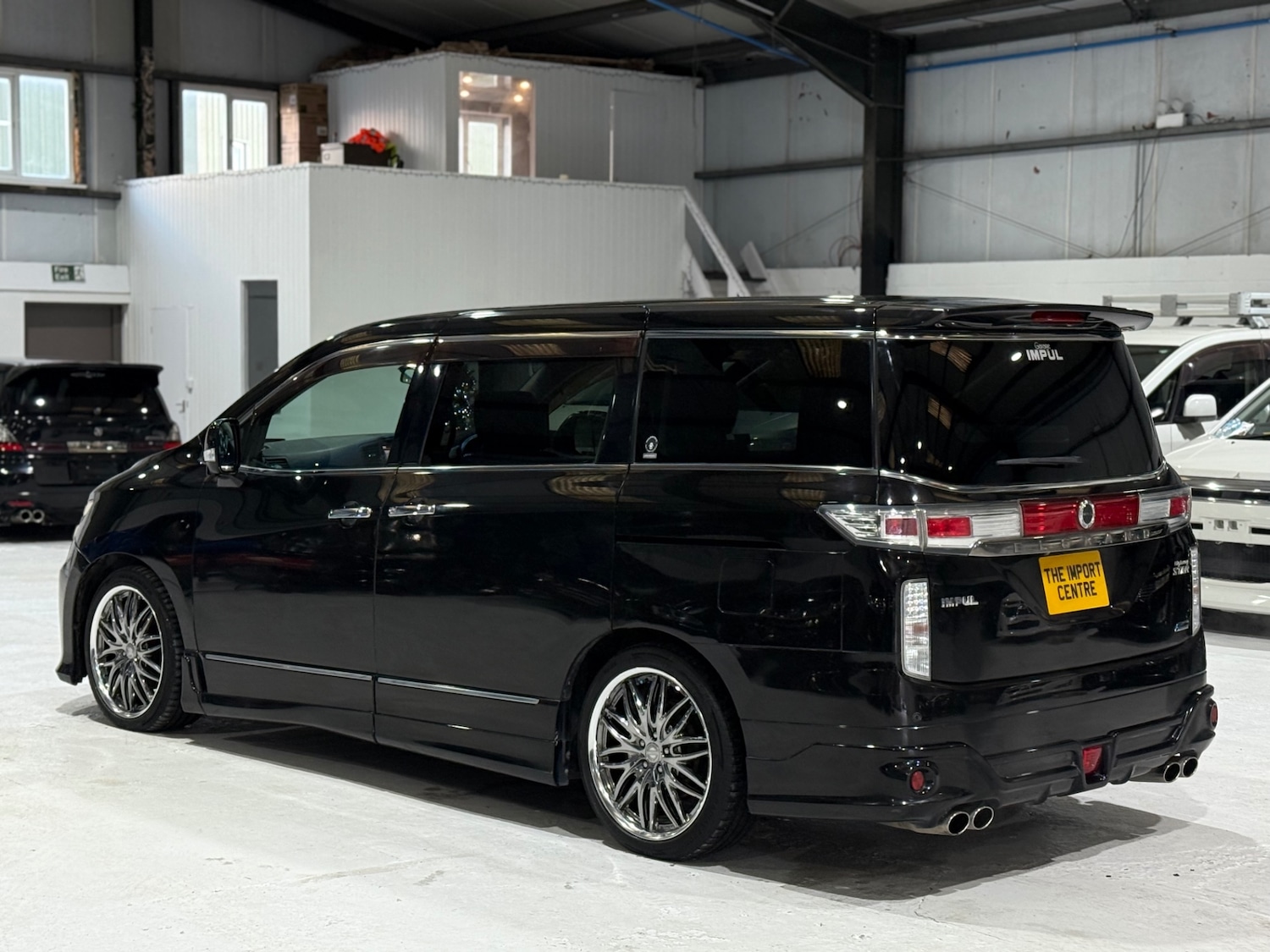 Used Nissan Elgrand 2011 for sale - 77055091: Photo 13