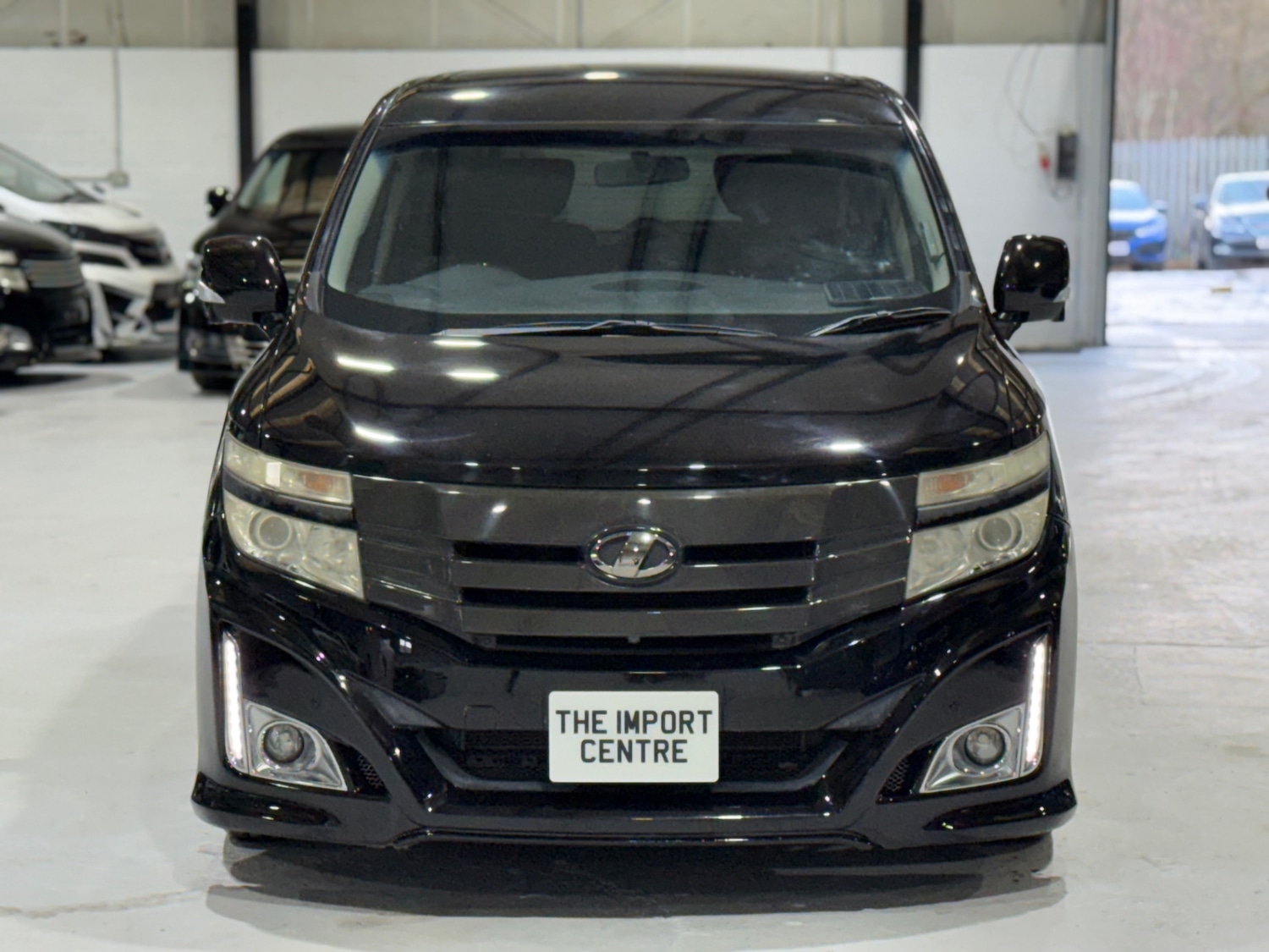 Used Nissan Elgrand 2011 for sale - 77055091: Photo 19