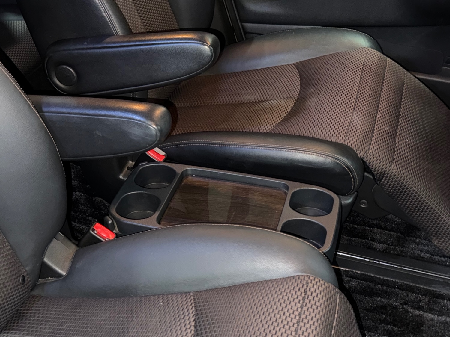 Used Nissan Elgrand 2011 for sale - 77055091: Photo 28