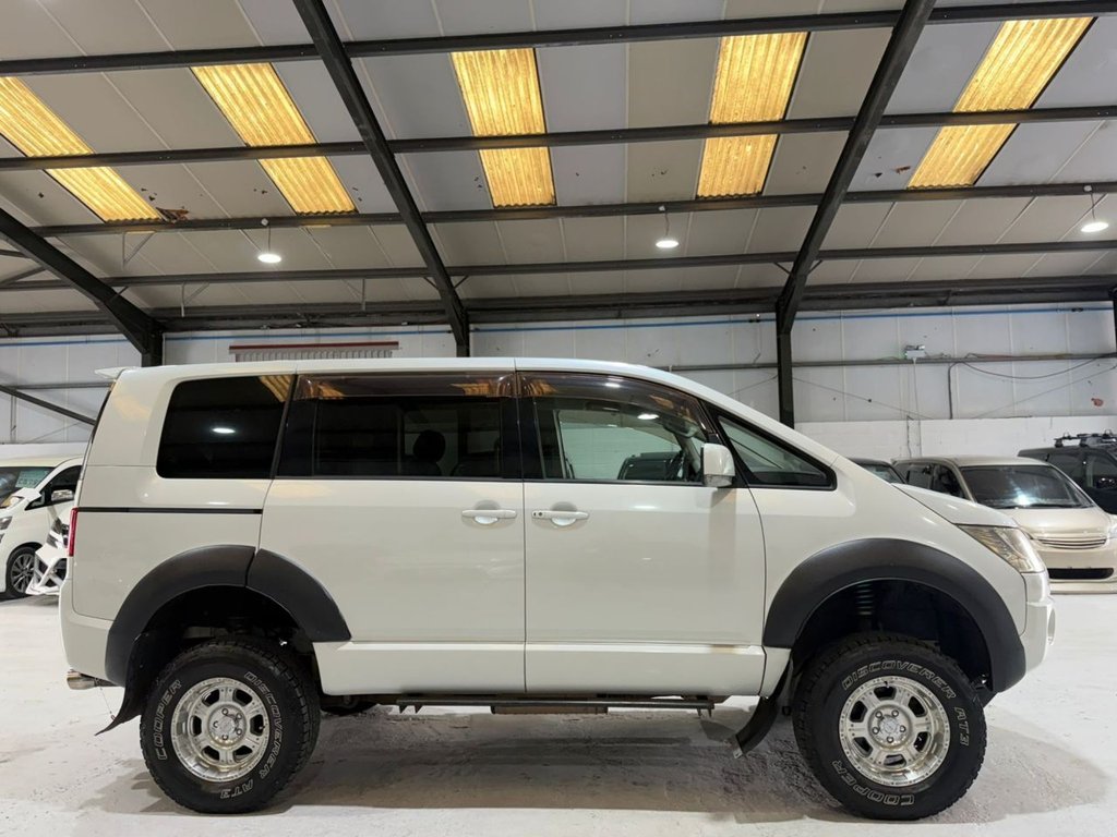 Used Mitsubishi Delica 2008 for sale - 78030314: Photo 8