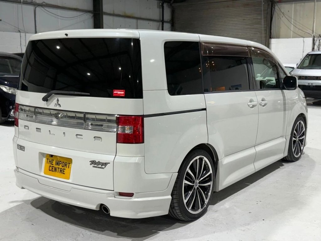 Used Mitsubishi Delica 2008 for sale - 77582223: Photo 13