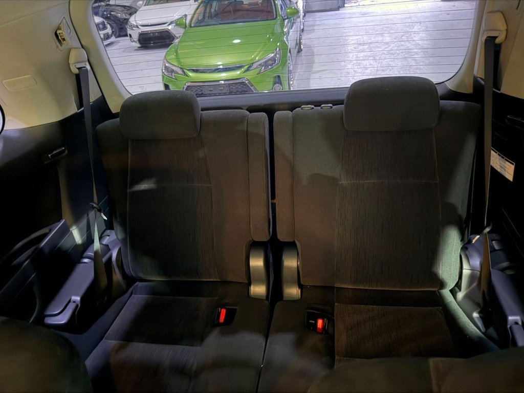 Used Toyota Vellfire 2013 for sale - 77588230: Photo 22