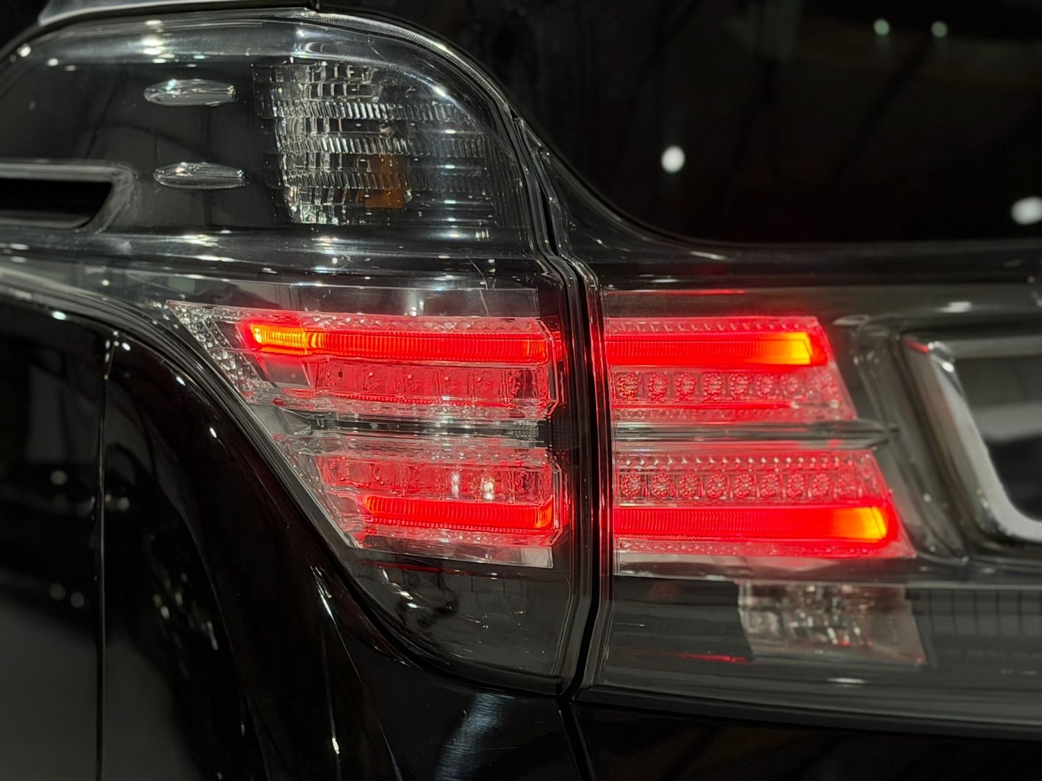 Used Toyota Vellfire 2015 for sale - 77071141: Photo 23