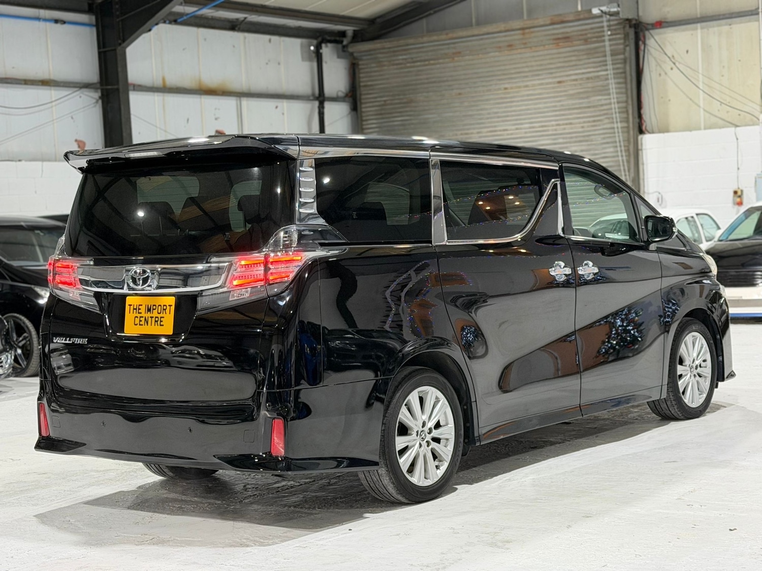 Used Toyota Vellfire 2015 for sale - 77071141: Photo 6