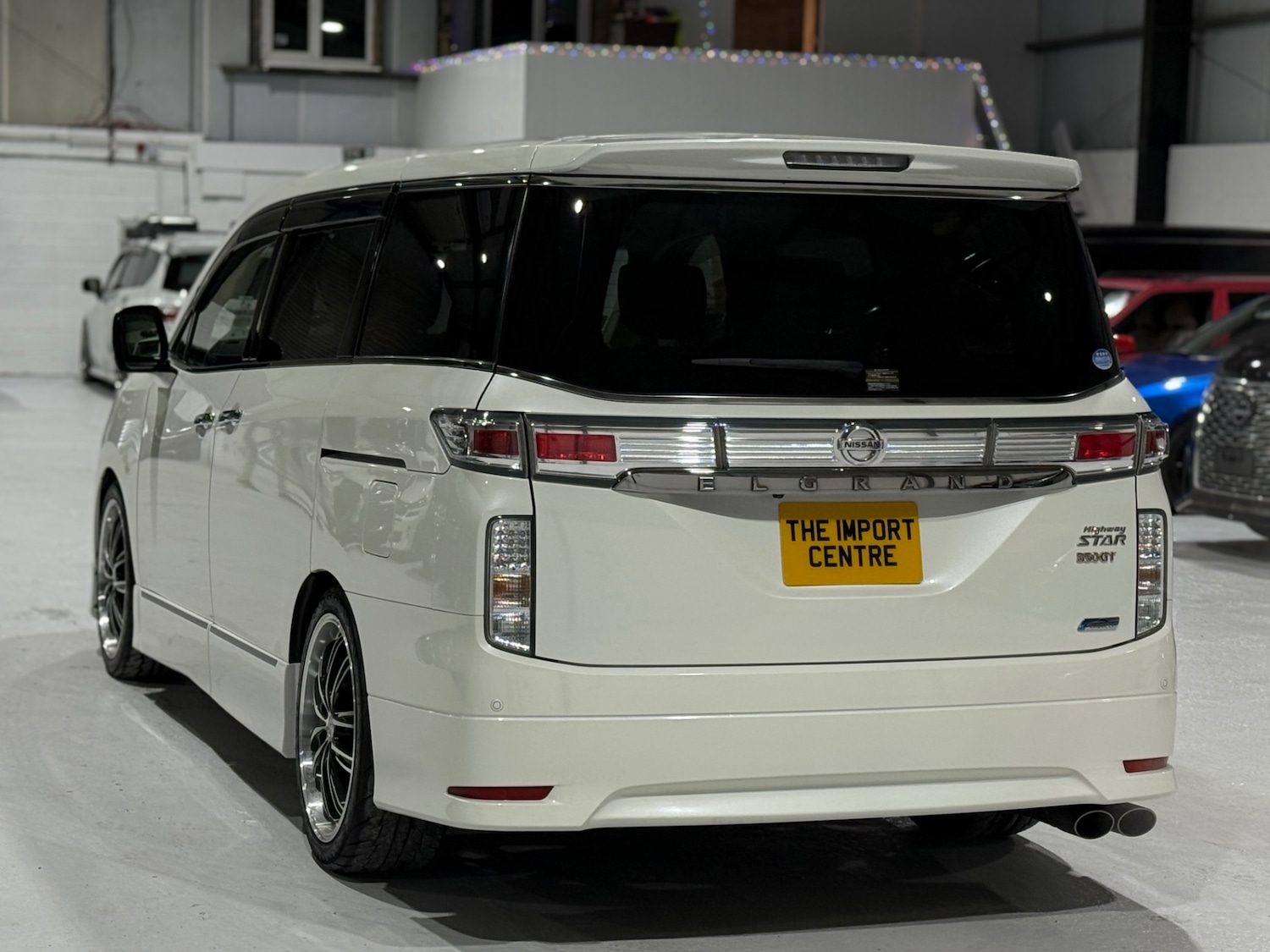 Used Nissan Elgrand 2012 for sale - 76924543: Photo 21