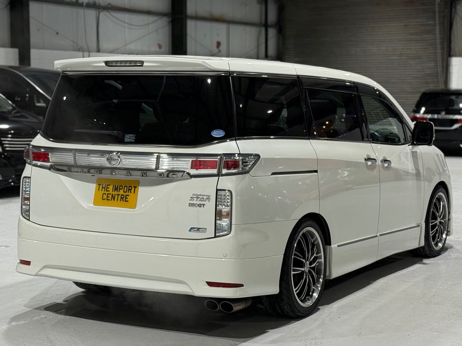 Used Nissan Elgrand 2012 for sale - 76924543: Photo 22