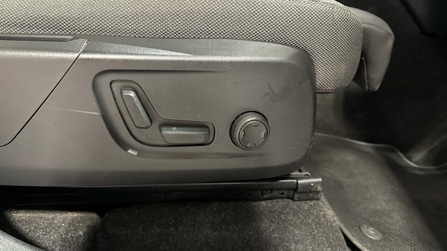 Used Volvo XC40 2022 for sale - 77672922: Photo 29