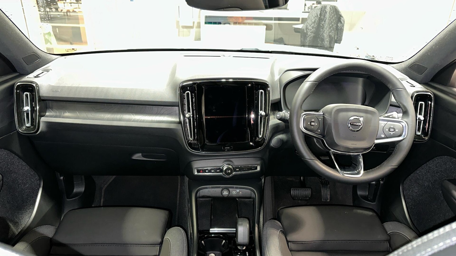 Used Volvo XC40 2022 for sale - 77672922: Photo 5