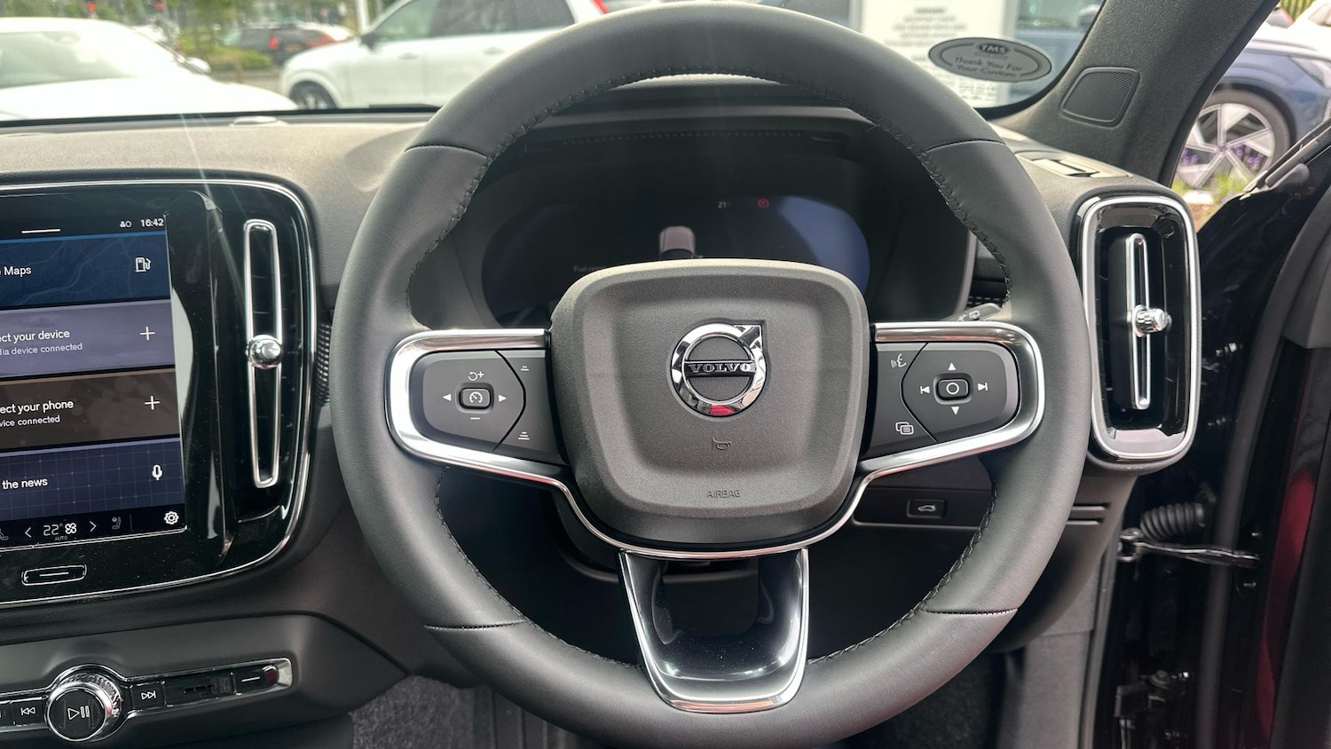 Used Volvo XC40 2025 for sale - 76513387: Photo 10