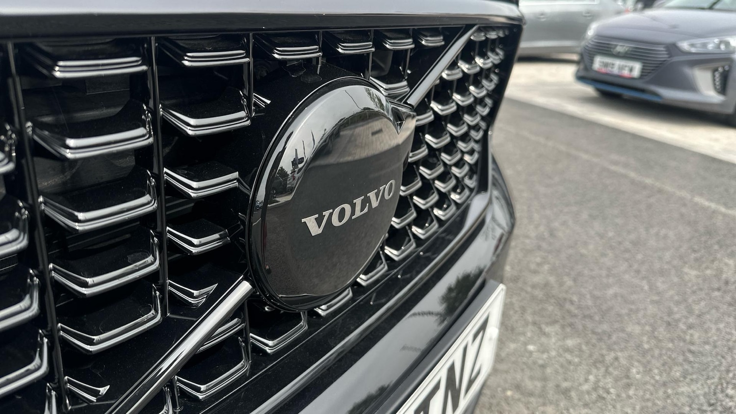 Used Volvo XC40 2025 for sale - 76513387: Photo 15