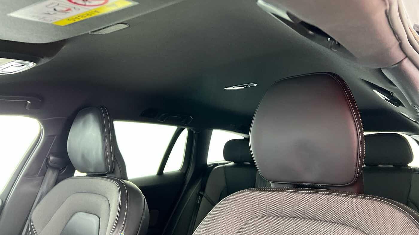 Used Volvo V60 2022 for sale - 77320642: Photo 11