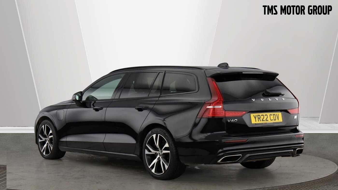 Used Volvo V60 2022 for sale - 77320642: Photo 3