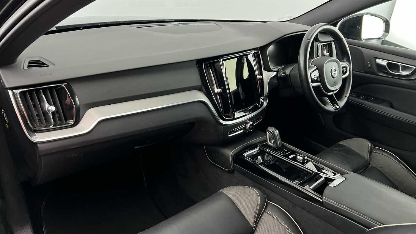 Used Volvo V60 2022 for sale - 77320642: Photo 6