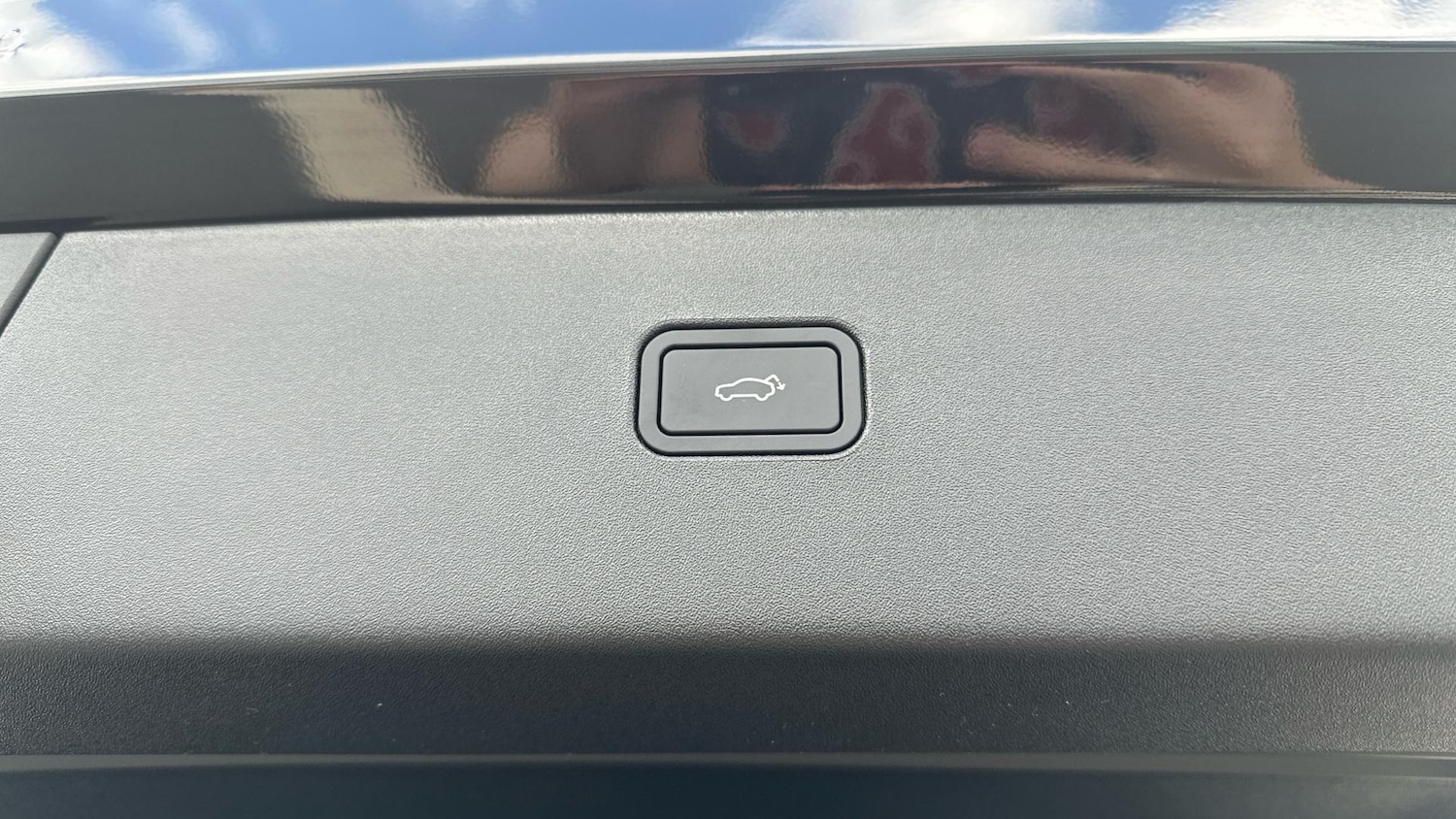 Used Volvo EX30 2025 for sale - 76380934: Photo 13