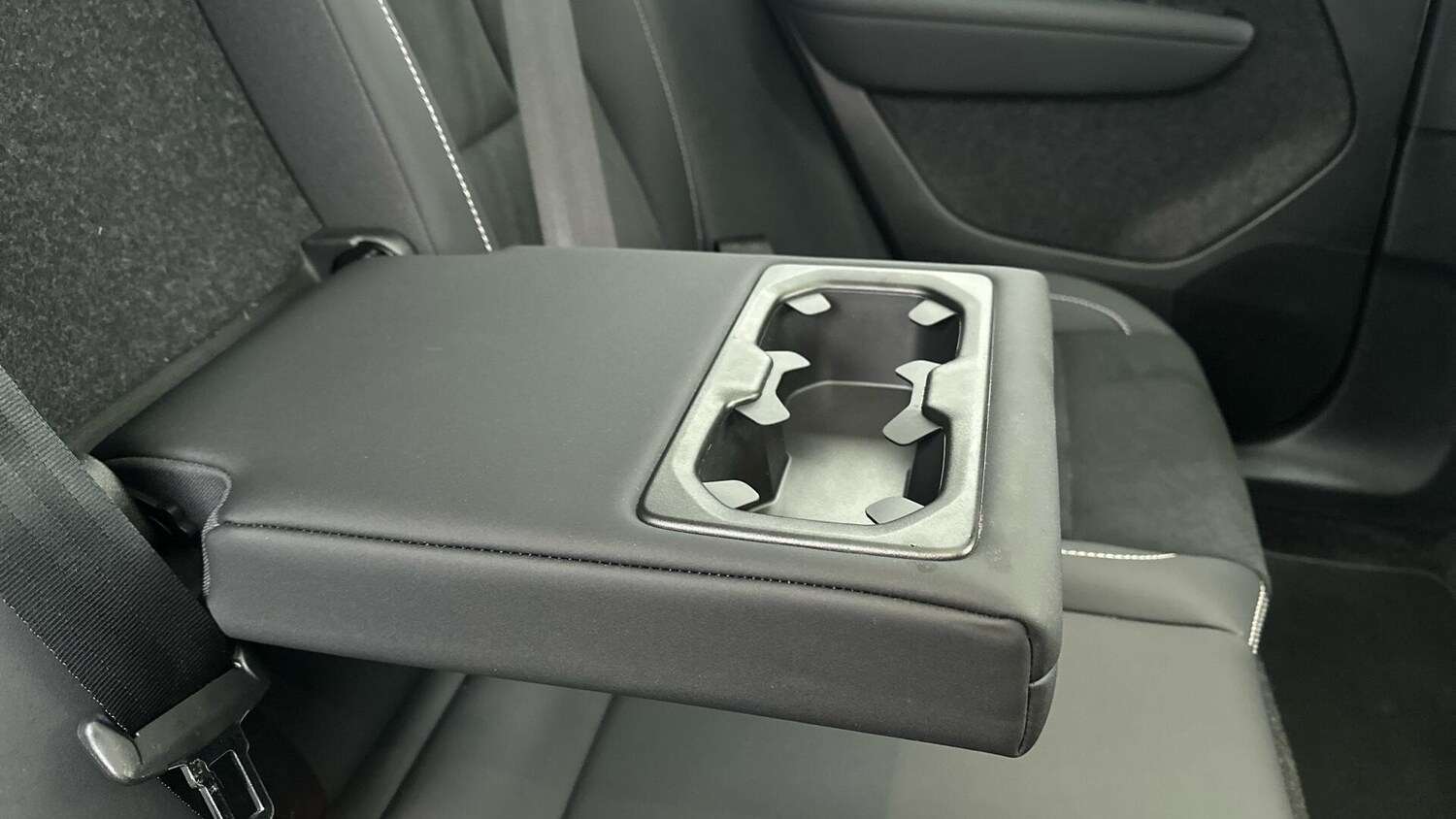 Used Volvo C40 2022 for sale - 77672947: Photo 31