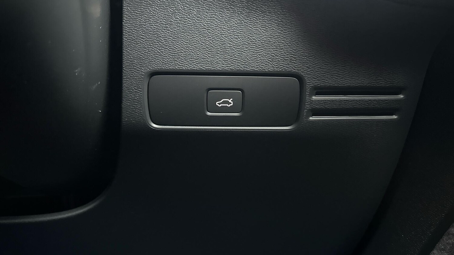 Used Volvo C40 2022 for sale - 77672947: Photo 48