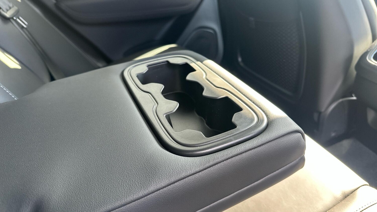 Used Volvo XC60 2025 for sale - 77957207: Photo 28