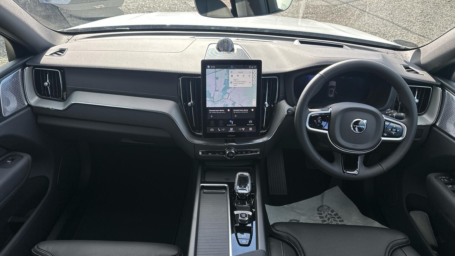 Used Volvo XC60 2025 for sale - 77957207: Photo 5