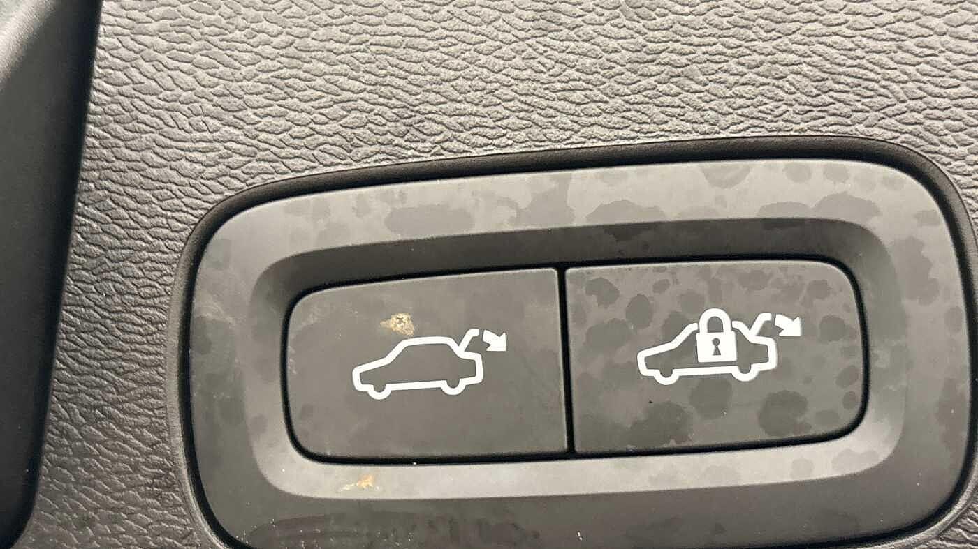 Used Volvo XC60 2025 for sale - 78006618: Photo 19