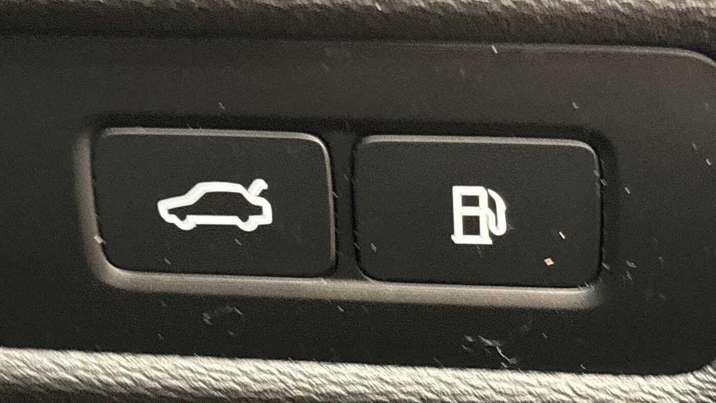 Used Volvo XC60 2025 for sale - 78006618: Photo 30