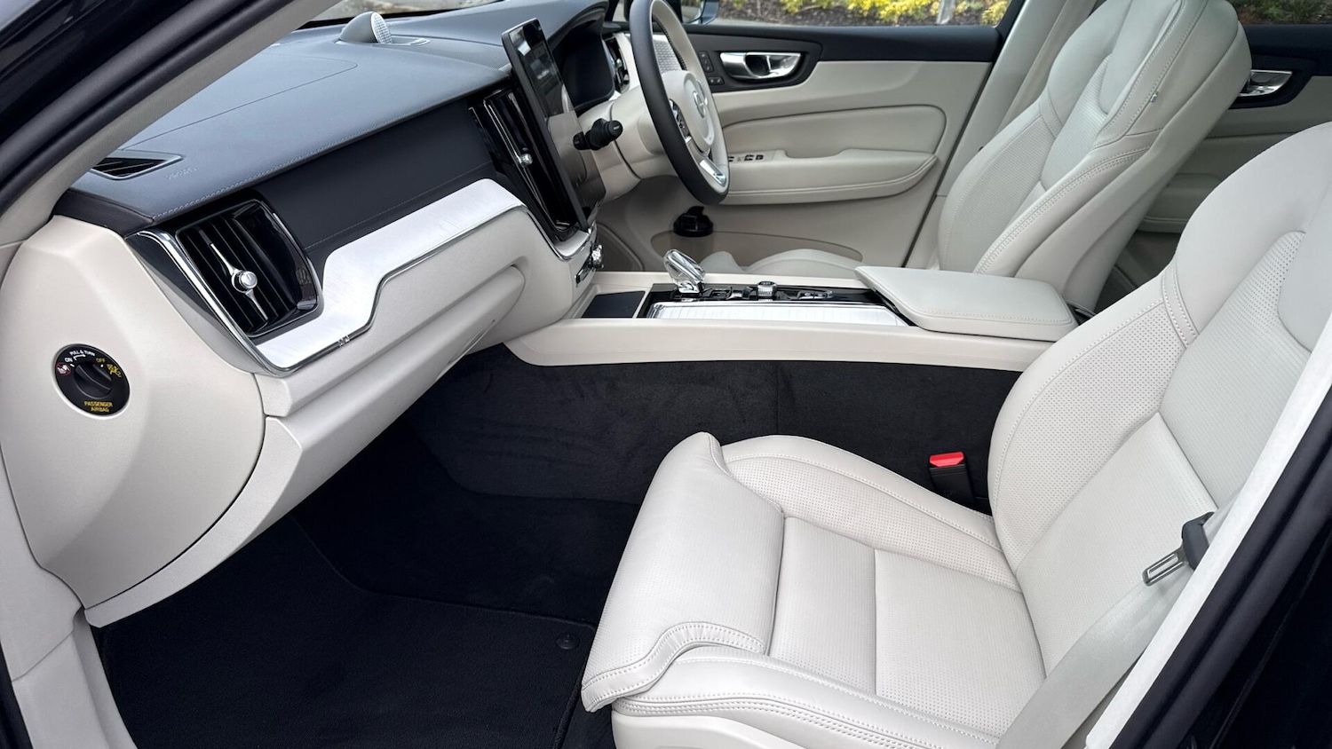 Used Volvo XC60 2025 for sale - 77039866: Photo 22