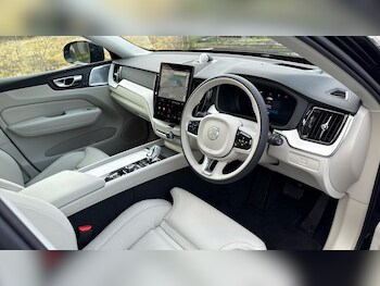 Used Volvo XC60 2025 for sale - 77039866: Photo