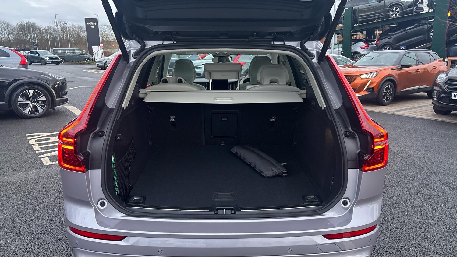 Used Volvo XC60 2026 for sale - 77672999: Photo 13