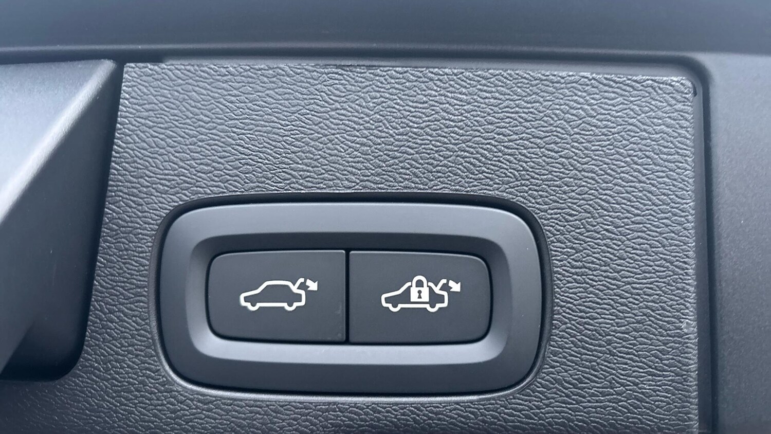 Used Volvo XC60 2026 for sale - 77672999: Photo 32