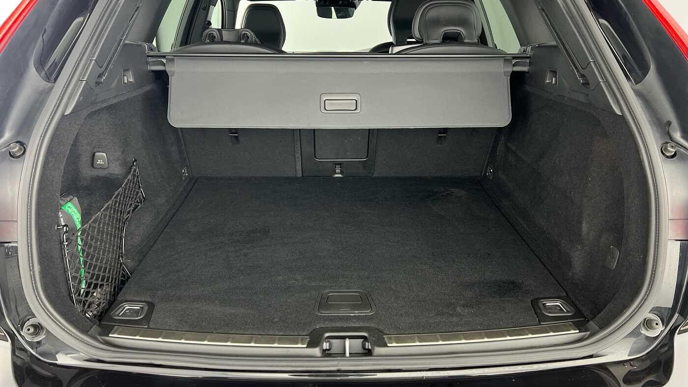 Used Volvo XC60 2021 for sale - 76823443: Photo 5