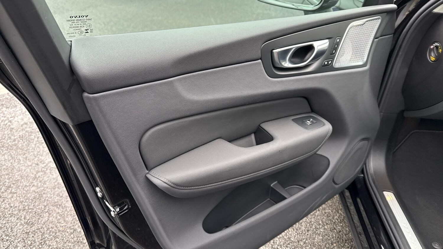 Used Volvo XC60 2025 for sale - 76866215: Photo 21