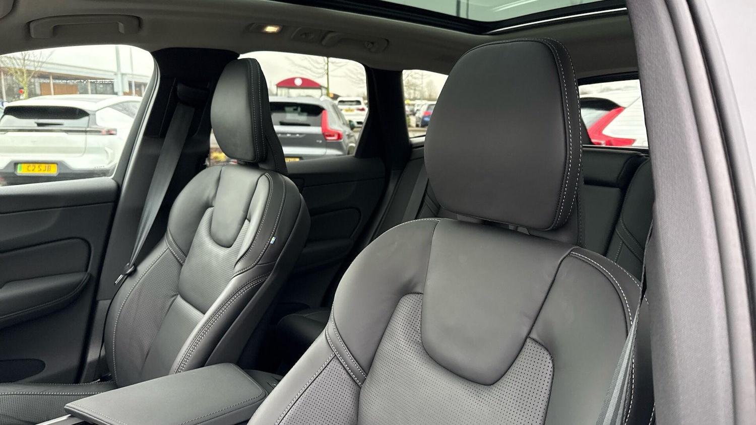 Used Volvo XC60 2025 for sale - 76866215: Photo 22