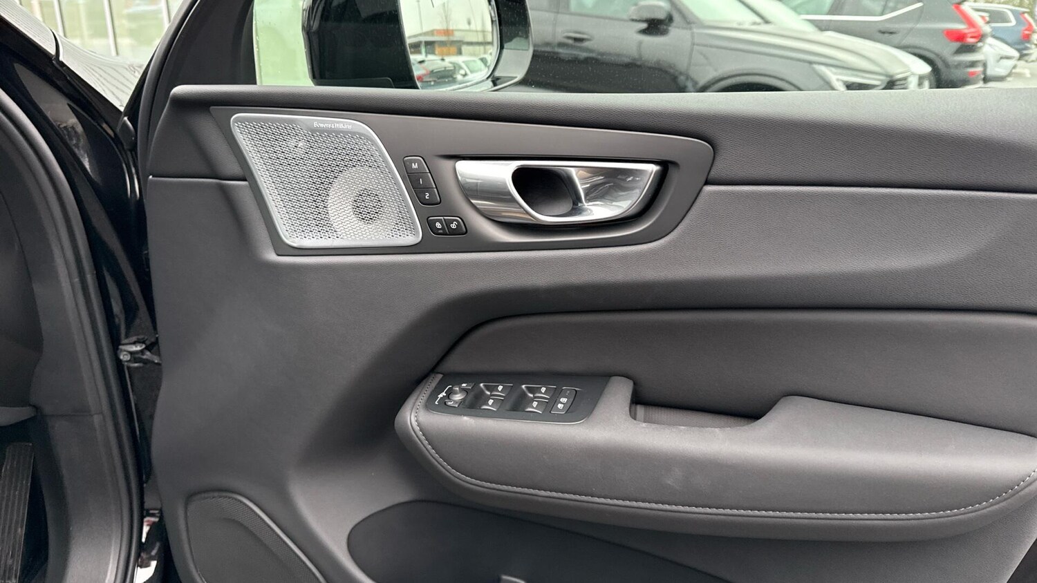 Used Volvo XC60 2025 for sale - 76866215: Photo 31