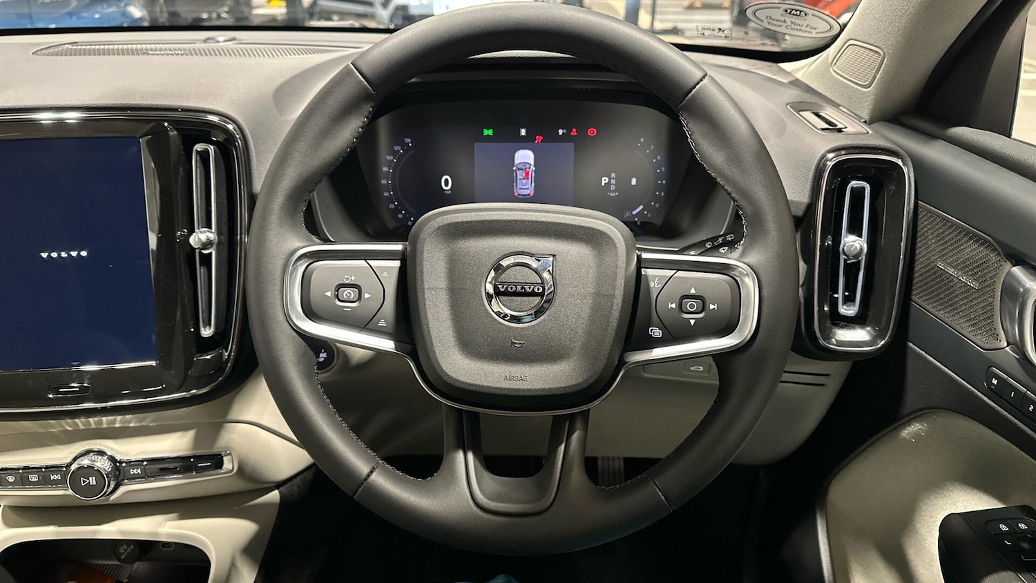 Used Volvo XC40 2025 for sale - 76965187: Photo 10